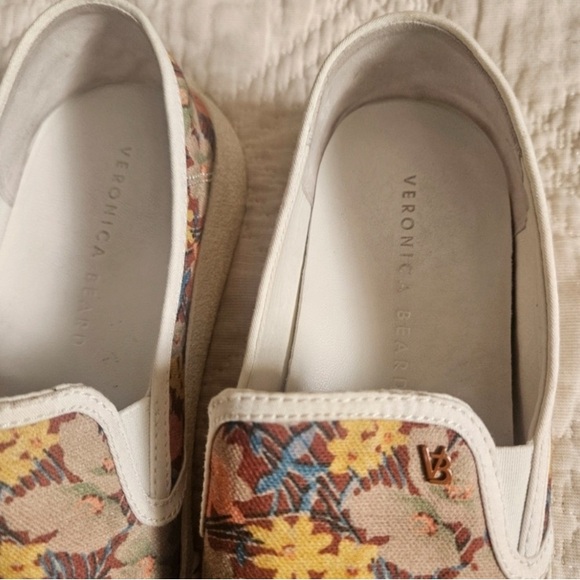 Veronica Beard Moccasins With Dust Bag - Picture 2 of 4